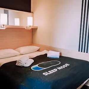 Rcadia Gaming House Frühstückspension