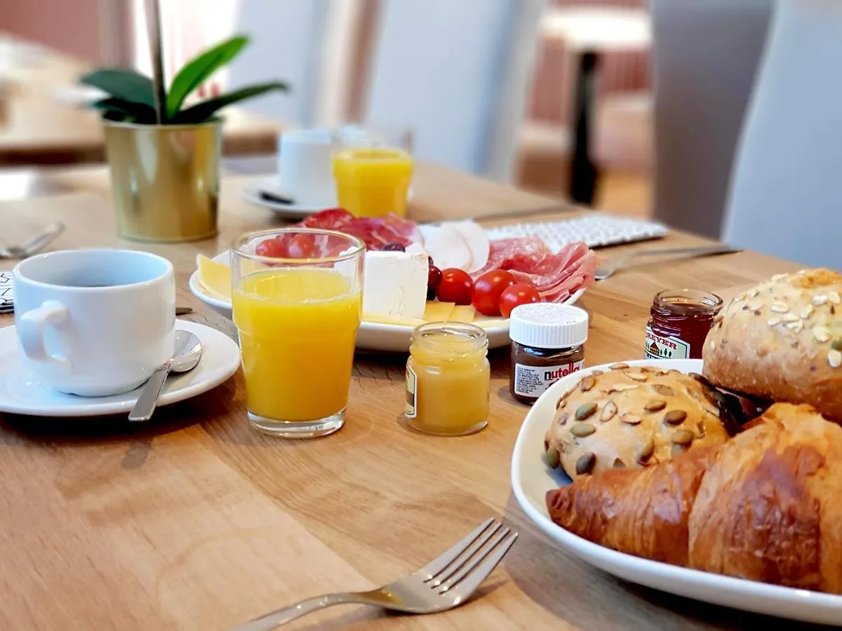***  Hotel Denbu Hamburg Germany